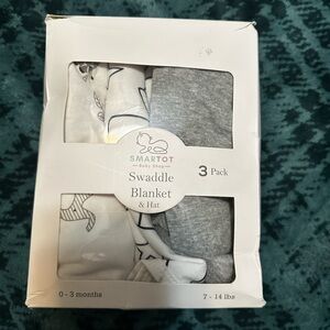 Smartot Baby Swaddle Blanket & Hat Set